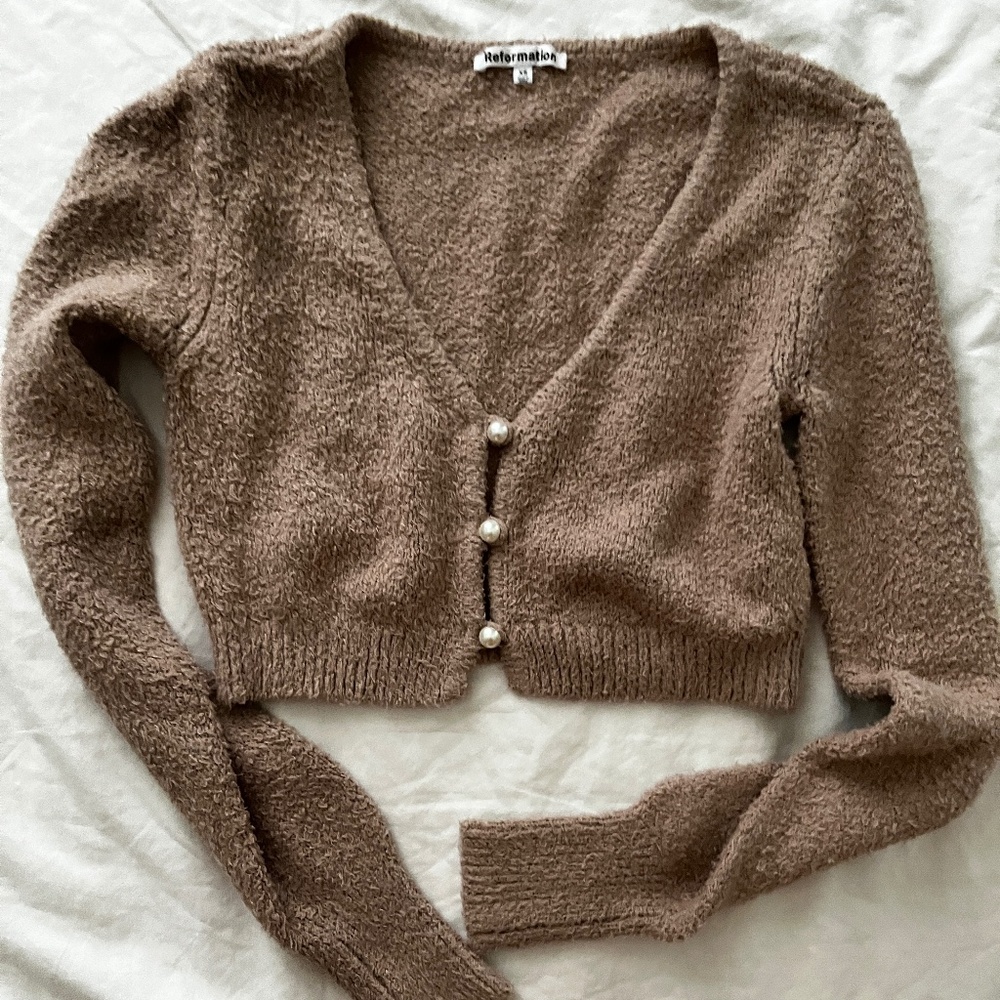 Reformation Lotte Cardigan in beige size XS